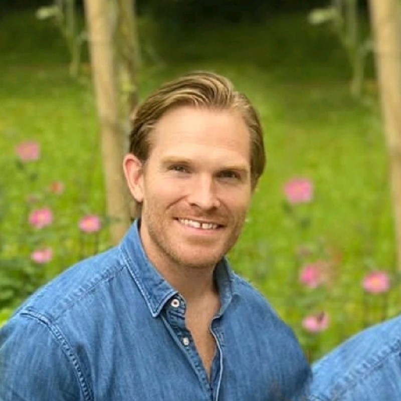 Charlie-Hedges.jpg United Kingdom|Bytes