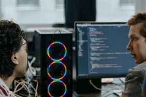 How to Build Cyber Resilience: Overcoming IT Outages and Cyberthreats